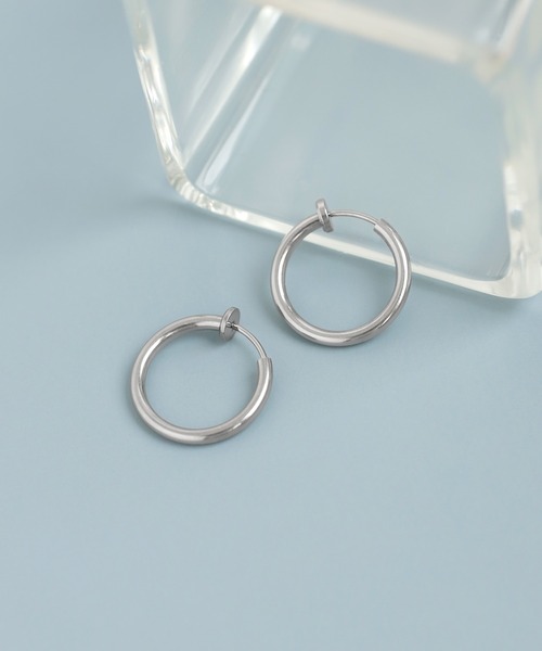 ANEMONE（アネモネ）の「【ステンレス】メタルフープイヤリング[直径17mm]（イヤリング・レディース・ゴールド/シルバー・FREE）」の2枚目の写真