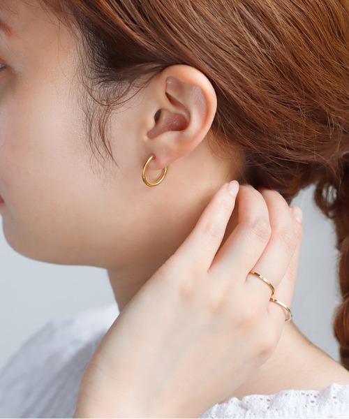 ANEMONE（アネモネ）の「【ステンレス】メタルフープイヤリング[直径17mm]（イヤリング・レディース・ゴールド/シルバー・FREE）」の7枚目の写真