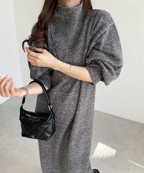 GeeRA（ジーラ）の「楽ちん！2WAYアシメボタンミックスニットワンピース（ワンピース・レディース・杢グレー/ブラック/ベージュ・SMALL/MEDIUM/LARGE/X-LARGE）」の22枚目の写真