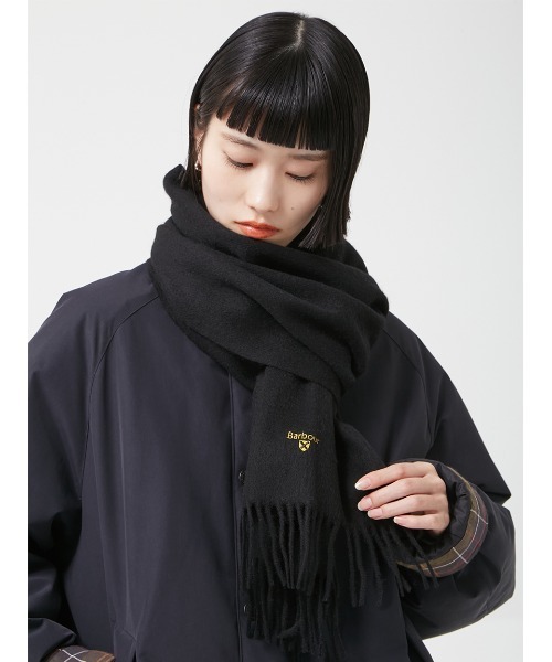 Barbour（バブアー）の「ラムズ ウール ソリッド マフラー（マフラー・レディース・グリーン/ブラック/グレー/ブラウン/オレンジ/ダークグレー/オリーブ・FREE）」の16枚目の写真