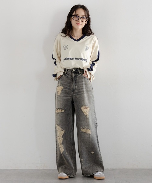 RAGEBLUE（レイジブルー）の「サイドライン/ユニフォームデザインゲームシャツLS（Tシャツ/カットソー・レディース・オフホワイト/ライトブルー/ブラック・FREE）」の4枚目の写真