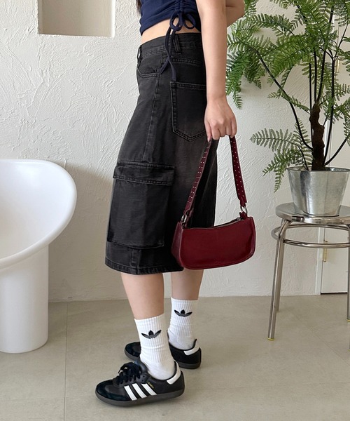 apres jour mignon（アプレジュールミニョン）の「ユニセックスカーゴデニムハーフパンツ【ZOZOTOWN限定アイテム】（デニムパンツ・レディース・インディゴブルー/ブラック/ブルー系その他・LARGE/MEDIUM/SMALL/X-LARGE）」の9枚目の写真