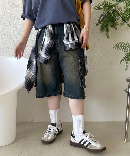 apres jour mignon（アプレジュールミニョン）の「ユニセックスカーゴデニムハーフパンツ【ZOZOTOWN限定アイテム】（デニムパンツ・レディース・インディゴブルー/ブラック/ブルー系その他・LARGE/MEDIUM/SMALL/X-LARGE）」の22枚目の写真