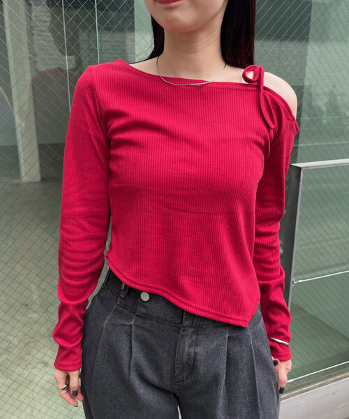 mline（エムライン）の「【3色展開】[mline]ショルダーリボンT（Tシャツ/カットソー・レディース・オフホワイト/グレー/レッド・FREE）」の9枚目の写真