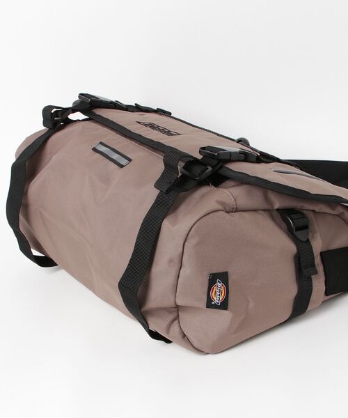 Dickies(ディッキーズ)の「【DICKIES/ディッキーズ】CITYWORK MESSENGER BAG メッセンジャーバッグ(メッセンジャーバッグ・メンズ・ブラック/ベージュ・FREE)」の19枚目の写真
