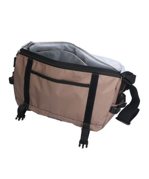 Dickies(ディッキーズ)の「【DICKIES/ディッキーズ】CITYWORK MESSENGER BAG メッセンジャーバッグ(メッセンジャーバッグ・メンズ・ブラック/ベージュ・FREE)」の5枚目の写真