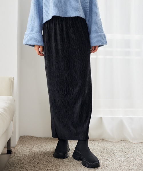 mysty woman(ミスティウーマン)の「ベロアプリーツイージースカート 152816(スカート・レディース・ベージュ系その他/ネイビー/ブラック/オフホワイト・FREE)」の3枚目の写真