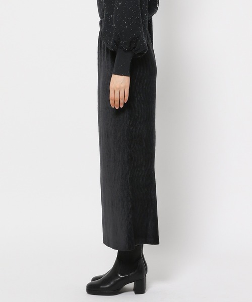 mysty woman(ミスティウーマン)の「ベロアプリーツイージースカート 152816(スカート・レディース・ベージュ系その他/ネイビー/ブラック/オフホワイト・FREE)」の18枚目の写真