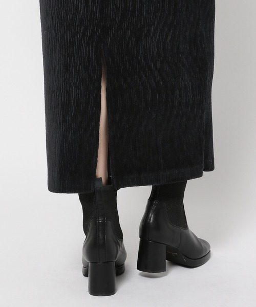 mysty woman(ミスティウーマン)の「ベロアプリーツイージースカート 152816(スカート・レディース・ベージュ系その他/ネイビー/ブラック/オフホワイト・FREE)」の21枚目の写真