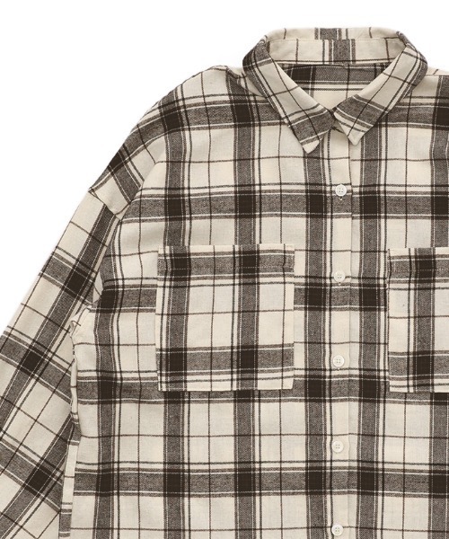select MOCA(セレクトモカ)の「チェックロングシャツ(シャツ/ブラウス・レディース・アイボリー/ブラウン/ブラック/グレー・FREE)」の10枚目の写真