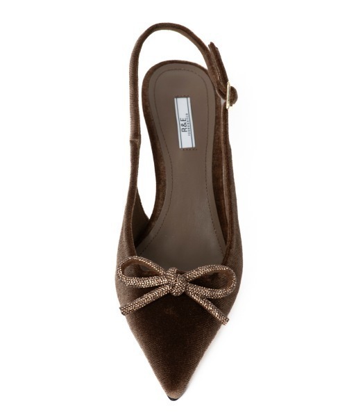 R&E（アールアンドイー）の「【24AW新作】【R&E】ビジューリボンバックベルトヒールパンプス（パンプス・レディース・ブラック/ブラック系その他/ブラウン系その他・22cm/22.5cm/23cm/23.5cm/24cm/24.5cm）」の6枚目の写真