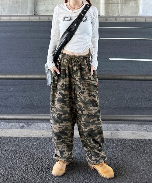 RADIANT迷彩柄ワイドスウェットパンツ RADIANT迷彩柄ワイドスウェットパンツ