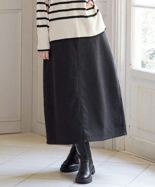 ikka（イッカ）の「ボンディングロングスカート（スカート・レディース・ブラック/オフホワイト/ブルー系その他/ベージュ・S/M/L）」の7枚目の写真