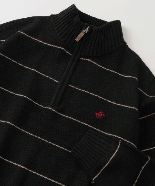 BEVERLY HILLS POLO CLUB（ビバリーヒルズポロクラブ）の「【BEVERLY HILLS POLO CLUB/ビバリーヒルズポロクラブ】ワンポイントロゴ刺繍＆フェイクレザー ジップタグデザイン ハーフジップ長袖ニット/オーバーサイズ（ニット/セーター・メンズ・ブラック/ワイン/ブラック系その他/クリーム/モカ/ダークネイビー・XL/L/M）」の2枚目の写真