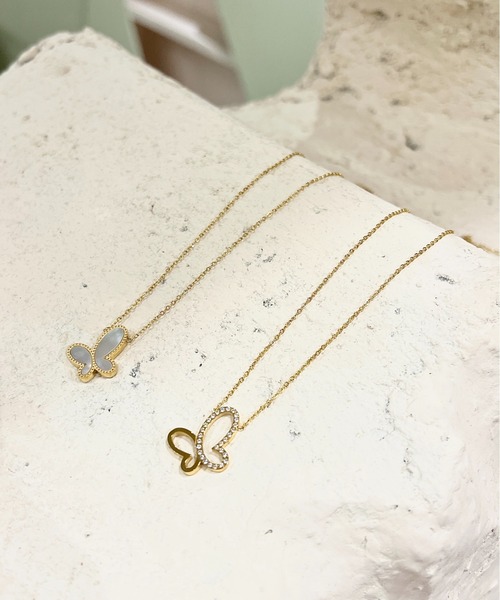 セール】【 金属アレルギー対応 】 shell butterfly necklace