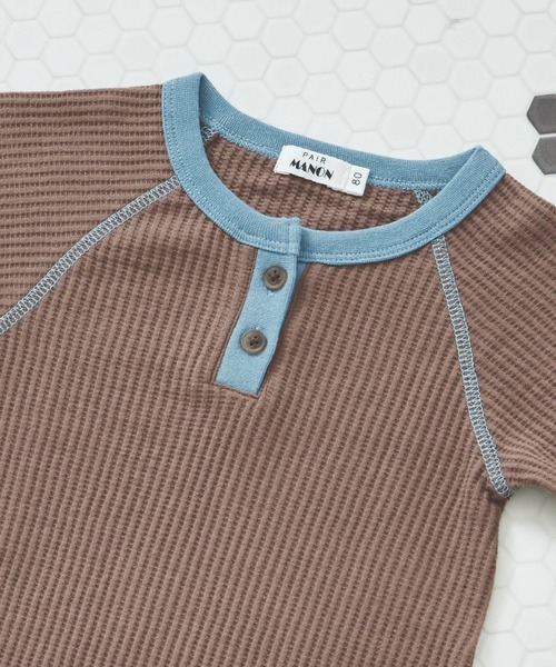 pairmanon（ペアマノン）の「ワッフル 配色ヘンリーネック ロンパース（ロンパース・キッズ・ピンク/ブルー/ブラウン/ベージュ/ミント・70/80）」の7枚目の写真