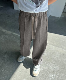 KOBE LETTUCE（コウベレタス）の「［ Yuumiさんコラボ ］【キッズ】ダンボールスウェットパンツ（スウェットパンツ）」