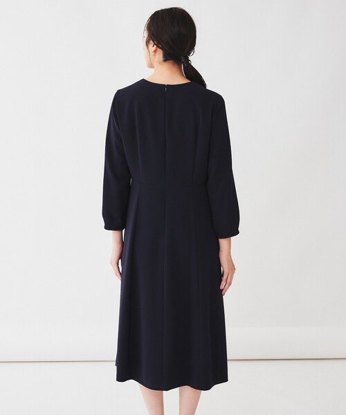 UNTITLED(アンタイトル)の「【通勤】フレアワンピース(ワンピース・レディース・ネイビー/ブラック/ナチュラル・00/01/02/03/04/42/44/46/48/50)」の21枚目の写真
