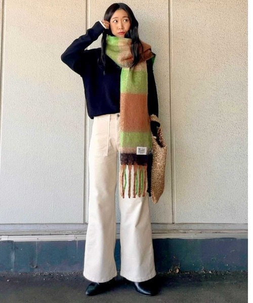 Right-on(ライトオン)の「チェック柄大判ストール(ストール/ショール・レディース・ブラウン/ブルー・ONE SIZE)」の5枚目の写真