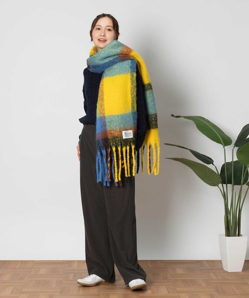 Right-on(ライトオン)の「チェック柄大判ストール(ストール/ショール・レディース・ブラウン/ブルー・ONE SIZE)」の13枚目の写真