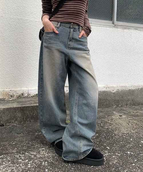 anyonemore(エニワンモア)の「ヴィンテージウォッシングワイドロングストレートデニムパンツ(デニムパンツ・レディース・ブルー・LARGE/MEDIUM/SMALL)」の14枚目の写真