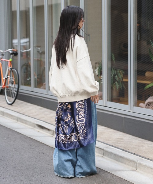 Bonjour Sagan（ボンジュールサガン）の「柄スカーフ(90×90)（バンダナ/スカーフ・レディース・レッド/ネイビー/その他・FREE）」の11枚目の写真