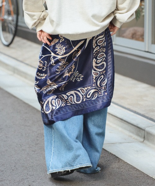 Bonjour Sagan（ボンジュールサガン）の「柄スカーフ(90×90)（バンダナ/スカーフ・レディース・レッド/ネイビー/その他・FREE）」の12枚目の写真