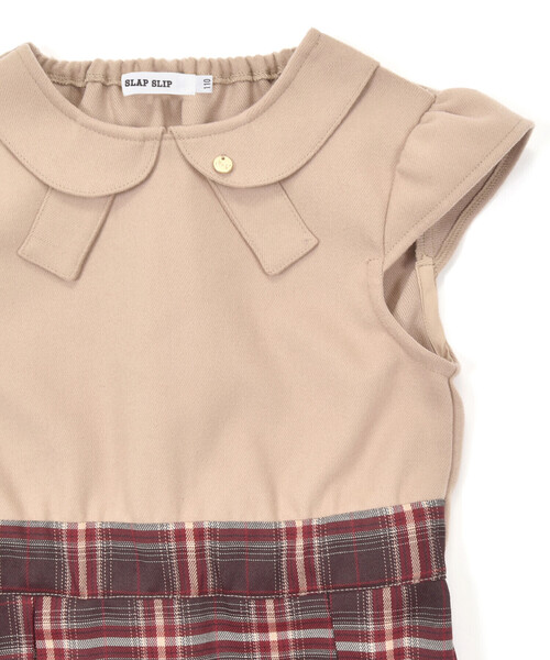 SLAP SLIP（スラップスリップ）の「【お揃い】リボン風襟付き肩あきチェックタック入りジャンパースカート(80~140cm)（ジャンパースカート・キッズ・ブラック/ベージュ・80ｃｍ/90cm/110cm/100cm/120cm/130cm/140cm）」の12枚目の写真