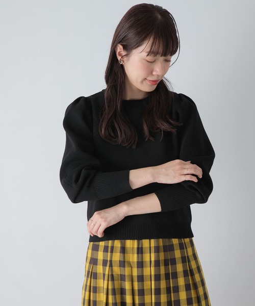 URBAN RESEARCH Sonny Label（アーバンリサーチサニーレーベル）の「ボリュームスリーブニットプルオーバー（ニット/セーター・レディース・ブラック/ベージュ/グレー・FREE）」の5枚目の写真