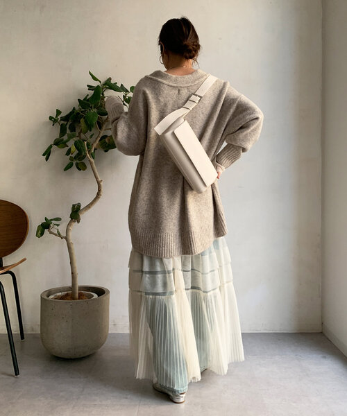 【セール】Vネックルーズプルオーバー(ニット/セーター)|DouDou(ドゥドゥ) 【セール】Vネックルーズプルオーバー(ニット/セーター)|DouDou(ドゥドゥ)