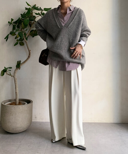 【セール】Vネックルーズプルオーバー(ニット/セーター)|DouDou(ドゥドゥ) 【セール】Vネックルーズプルオーバー(ニット/セーター)|DouDou(ドゥドゥ)