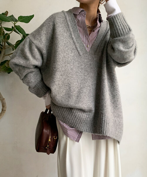 【セール】Vネックルーズプルオーバー(ニット/セーター)|DouDou(ドゥドゥ) 【セール】Vネックルーズプルオーバー(ニット/セーター)|DouDou(ドゥドゥ)