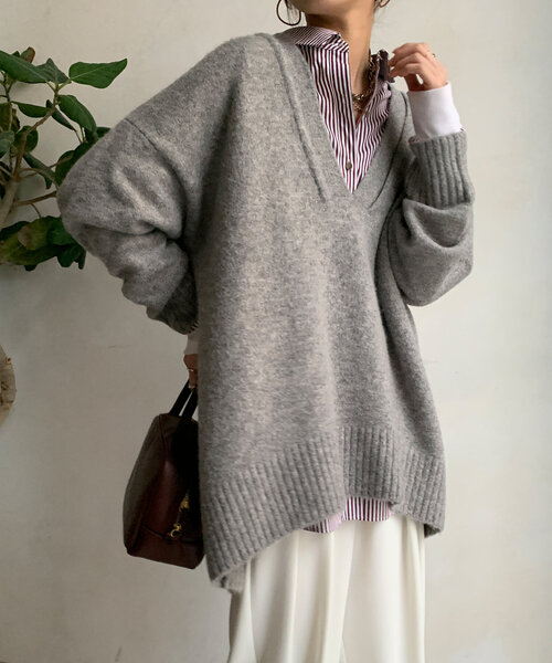 【セール】Vネックルーズプルオーバー(ニット/セーター)|DouDou(ドゥドゥ) 【セール】Vネックルーズプルオーバー(ニット/セーター)|DouDou(ドゥドゥ)