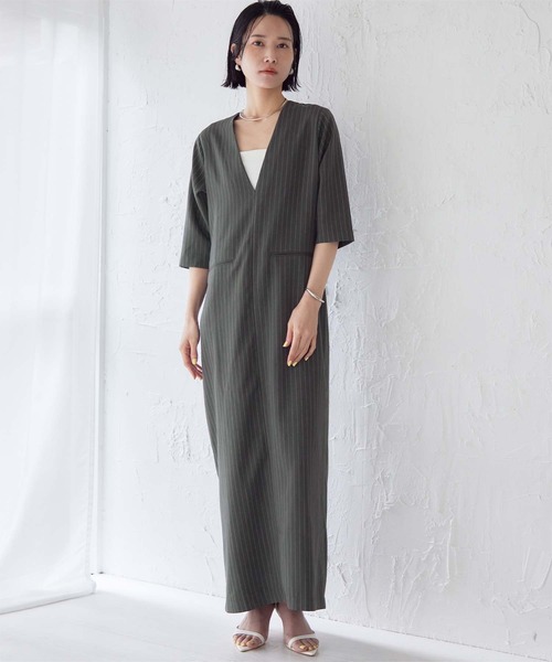 UR'S（ユアーズ）の「ディープVネックワンピース（ワンピース・レディース・ブルー系その他/ブラック系その他/グレー系その他・MT/M/L/S）」の20枚目の写真