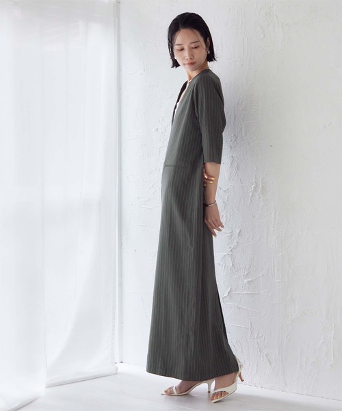 UR'S（ユアーズ）の「ディープVネックワンピース（ワンピース・レディース・ブルー系その他/ブラック系その他/グレー系その他・MT/M/L/S）」の13枚目の写真