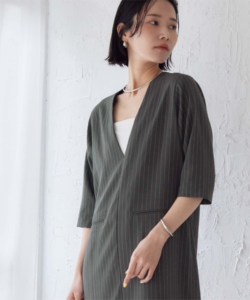 UR'S（ユアーズ）の「ディープVネックワンピース（ワンピース・レディース・ブルー系その他/ブラック系その他/グレー系その他・MT/M/L/S）」の15枚目の写真