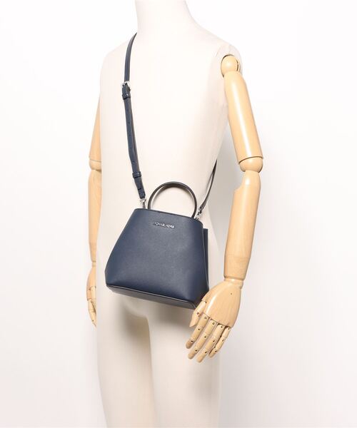 MICHAEL KORS（マイケルコース）の「PRATT バケット クロスボディ