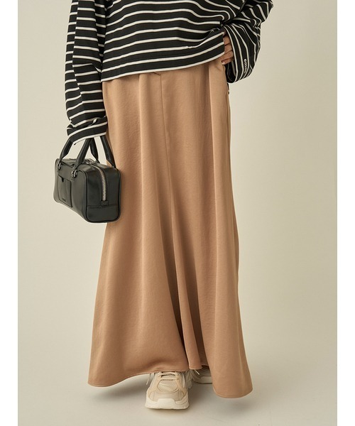 emmi（エミ）の「ウォッシャブルサテンナロースカート（スカート・レディース・ブラック/キャメル/ライトベージュ・1/0）」の7枚目の写真