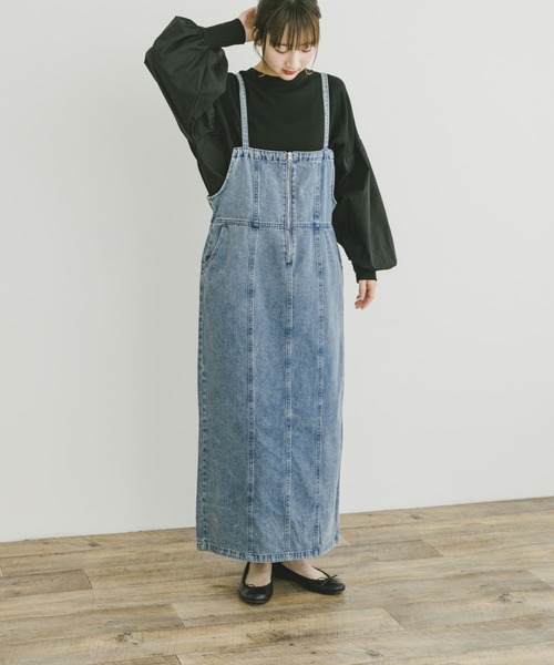 ITEMS URBANRESEARCH（アイテムズ アーバンリサーチ）の「デニムキャミワンピース（ワンピース・レディース・ブラック/ライトブルー・SMALL/FREE）」の17枚目の写真