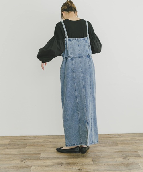 ITEMS URBANRESEARCH（アイテムズ アーバンリサーチ）の「デニムキャミワンピース（ワンピース・レディース・ブラック/ライトブルー・SMALL/FREE）」の18枚目の写真
