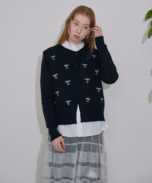 Paradise Picnic（パラダイスピクニック）の「リボン刺繍カーディガン（カーディガン/ボレロ・レディース・ブラック/アイボリー・FREE）」の5枚目の写真