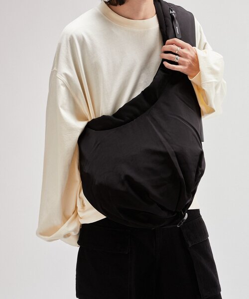 Cote&Ciel（コートエシエル）の「【Cote&Ciel/コートエシエル】Hyco（ショルダーバッグ)（ショルダーバッグ・メンズ・ブラック・FREE）」の14枚目の写真