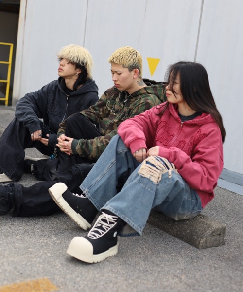 ATMARK（アットマーク）の「《フリーサイズ　/　UNISEX　》ATMARKロゴ　フリンジ　ミドルフルジップパーカー（パーカー・メンズ・ブラック/レッド/グリーン・FREE）」の6枚目の写真