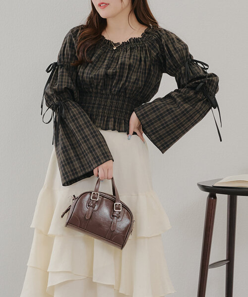 continuer de NICE CLAUP(コンティニューデナイスクラップ)の「【@_chipi2xセレクト】華奢見え叶う2wayブラウス(シャツ/ブラウス・レディース・ブラック系その他/ベージュ系その他・FREE)」の11枚目の写真