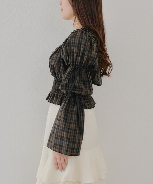 continuer de NICE CLAUP(コンティニューデナイスクラップ)の「【@_chipi2xセレクト】華奢見え叶う2wayブラウス(シャツ/ブラウス・レディース・ブラック系その他/ベージュ系その他・FREE)」の22枚目の写真