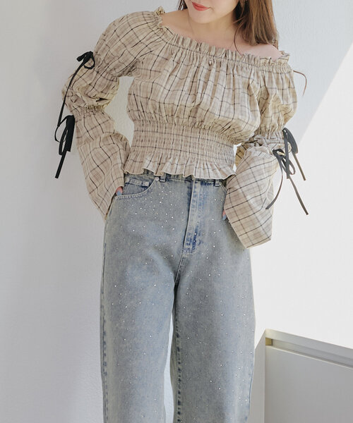 continuer de NICE CLAUP(コンティニューデナイスクラップ)の「【@_chipi2xセレクト】華奢見え叶う2wayブラウス(シャツ/ブラウス・レディース・ブラック系その他/ベージュ系その他・FREE)」の17枚目の写真