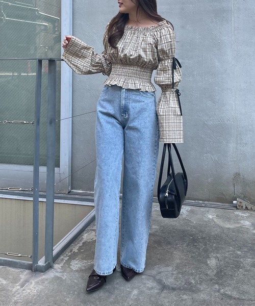 continuer de NICE CLAUP(コンティニューデナイスクラップ)の「【@_chipi2xセレクト】華奢見え叶う2wayブラウス(シャツ/ブラウス・レディース・ブラック系その他/ベージュ系その他・FREE)」の4枚目の写真