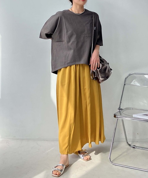 AS KNOW AS plus(アズノゥアズプラス)の「●ポケット付き コットン ラウンド半袖Tシャツ(Tシャツ/カットソー・レディース・ホワイト×グリーン/ホワイト×ブラック/ブルー/チャコールグレー/オフホワイト/オートミール/ホワイト系その他/ホワイト系/ブラック/ホワイト×ブルー/ホワイト×ネイビー・FREE)」の17枚目の写真