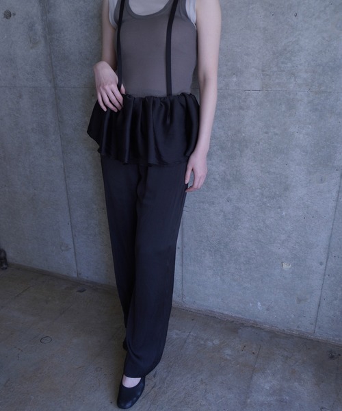 G.V.G.V.(ジーヴィージーヴィー)の「SATIN SUSPENDER PANTS(その他パンツ・レディース・ブラック/ブラウン・ONE SIZE)」の3枚目の写真