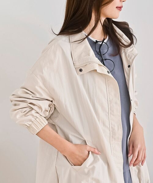 rps(アールピーエス)の「ナイロンワッシャースタンドカラーブルゾン(ブルゾン・レディース・アイボリー/ブラック/ベージュ・フリー)」の8枚目の写真